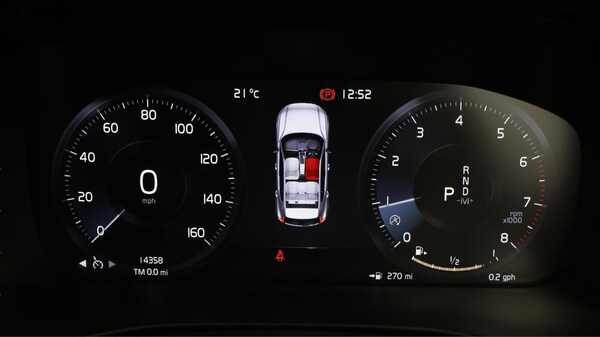 Used Volvo XC40 2021 for sale - 75553224: Photo 11