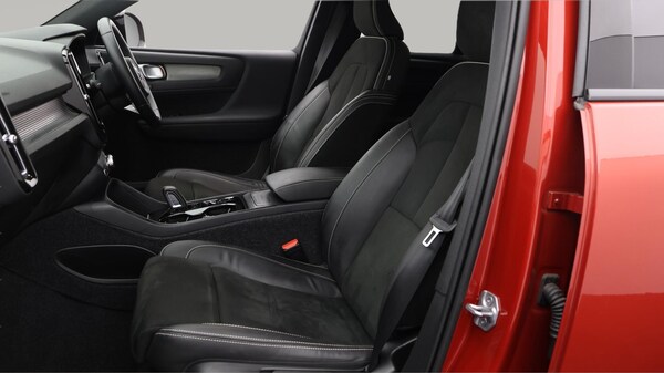 Used Volvo XC40 2021 for sale - 75553224: Photo 15