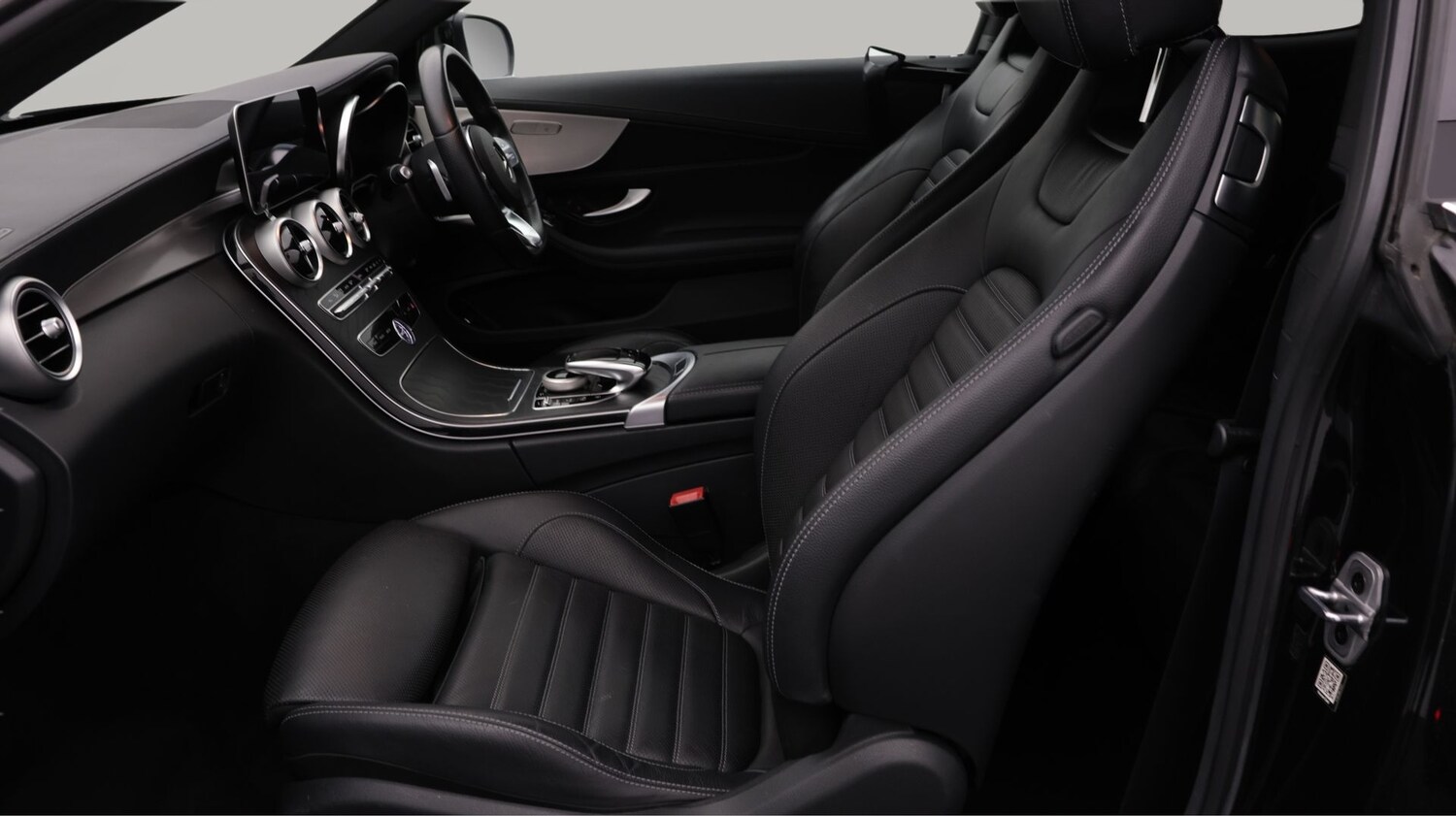 Used Mercedes-Benz C Class 2022 for sale - 78171671: Photo 14