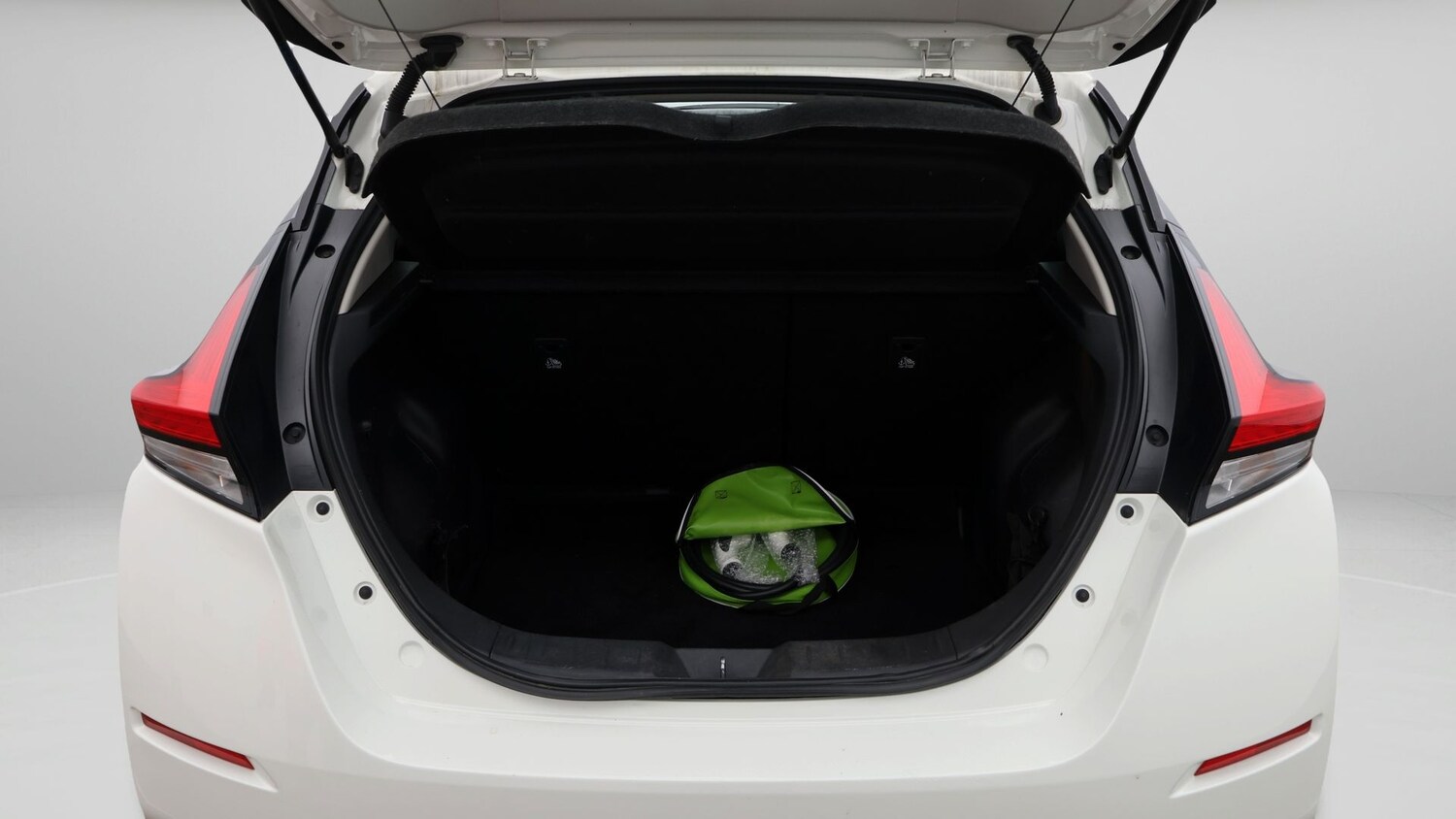 Used Nissan Leaf 2022 for sale - 77367558: Photo 17