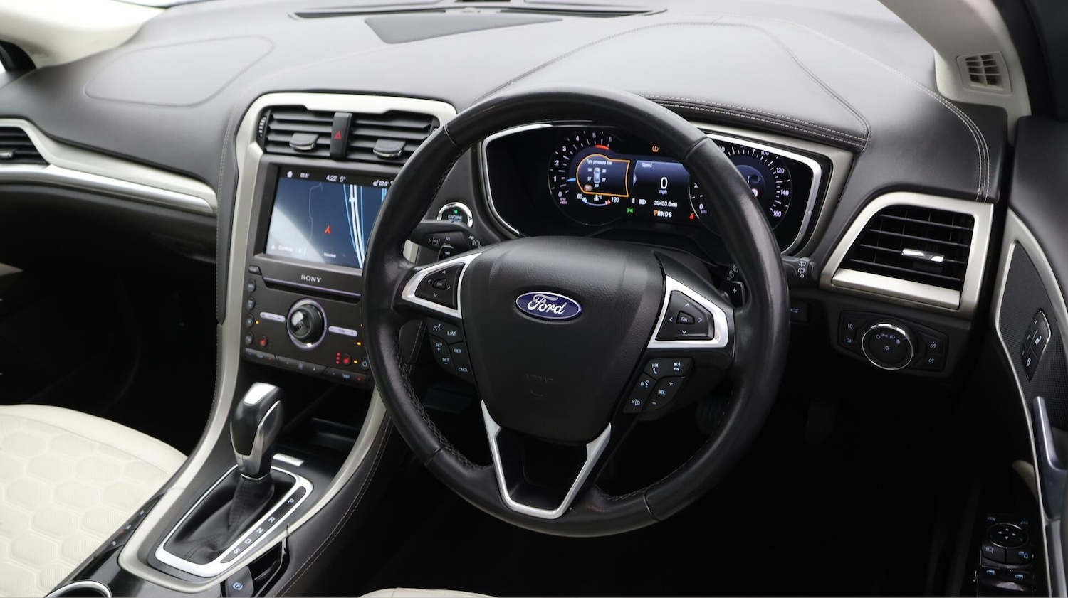 Used Ford Mondeo 2018 for sale - 76657723: Photo 10