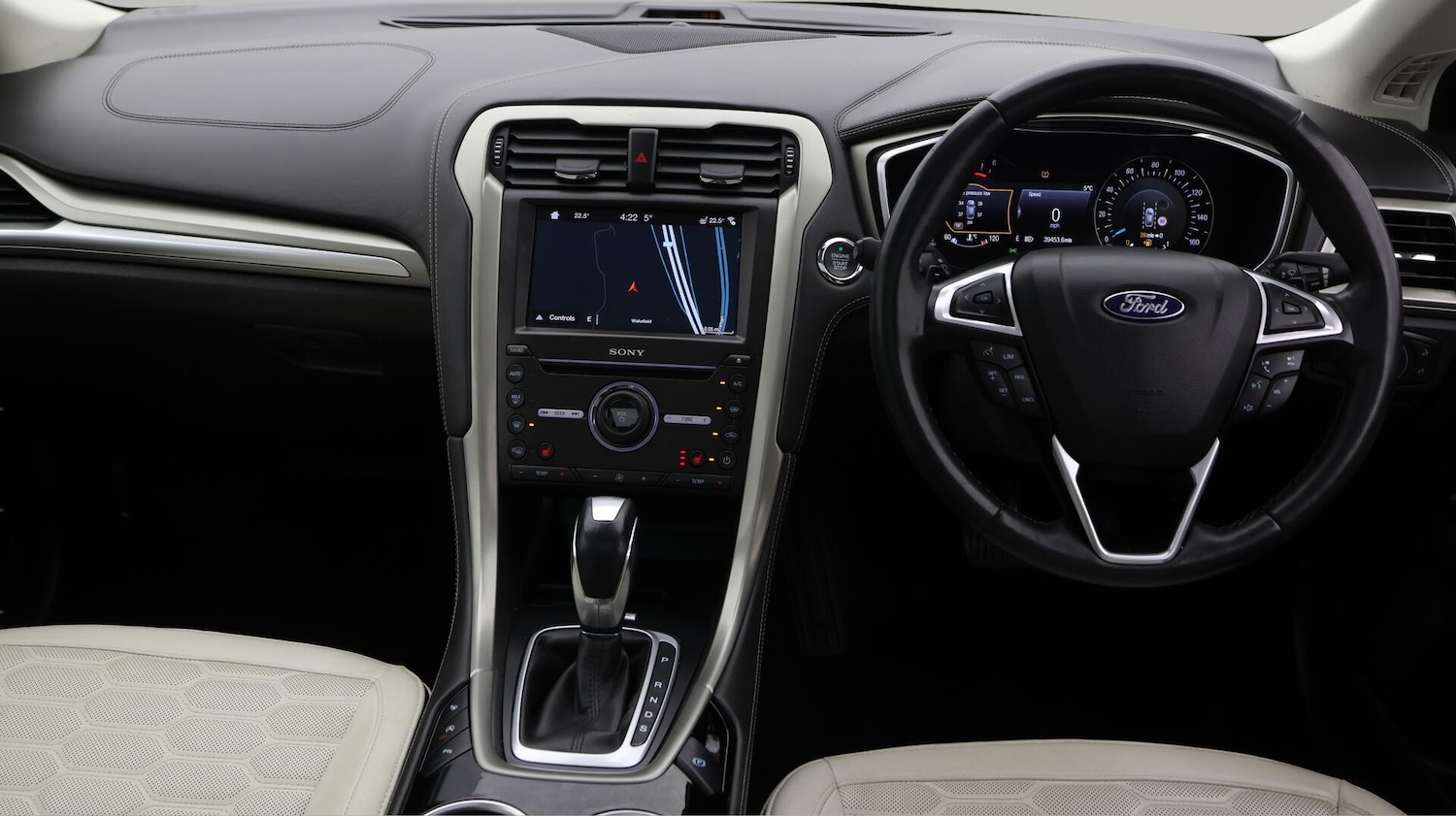 Used Ford Mondeo 2018 for sale - 76657723: Photo 14