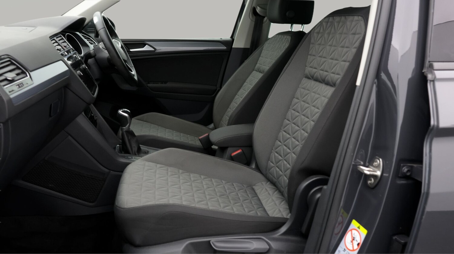 Used Volkswagen Tiguan for sale - 77873141: Photo 14