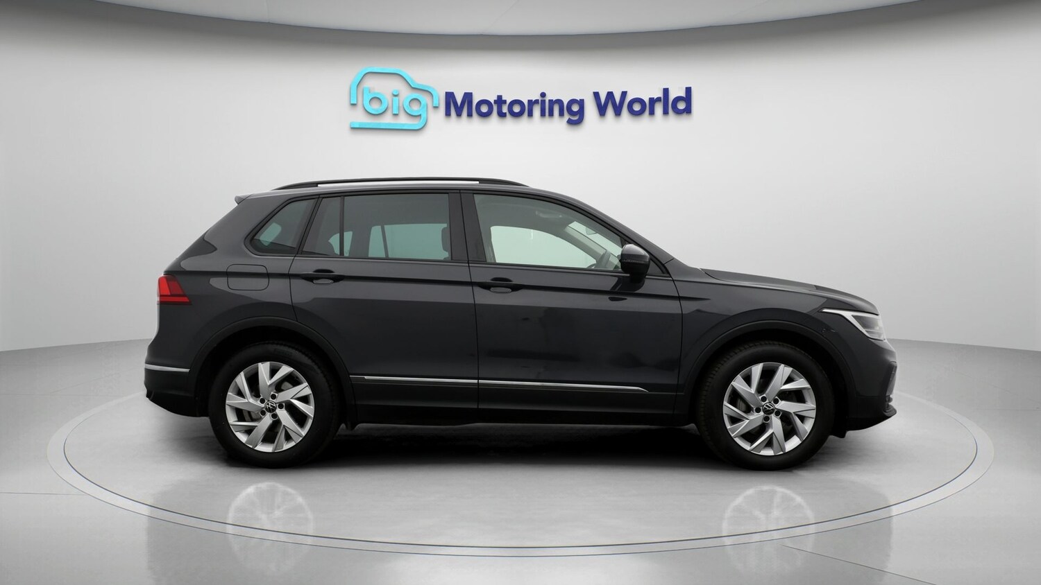 Used Volkswagen Tiguan for sale - 77873141: Photo 8