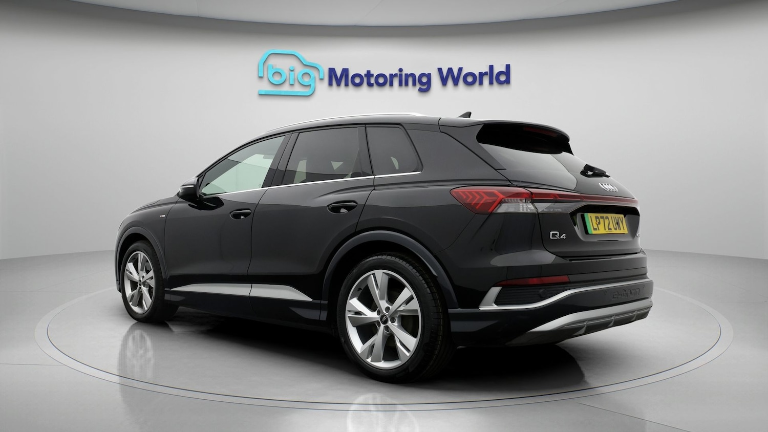 Used Audi Q4 e-tron 2023 for sale - 77946919: Photo 5