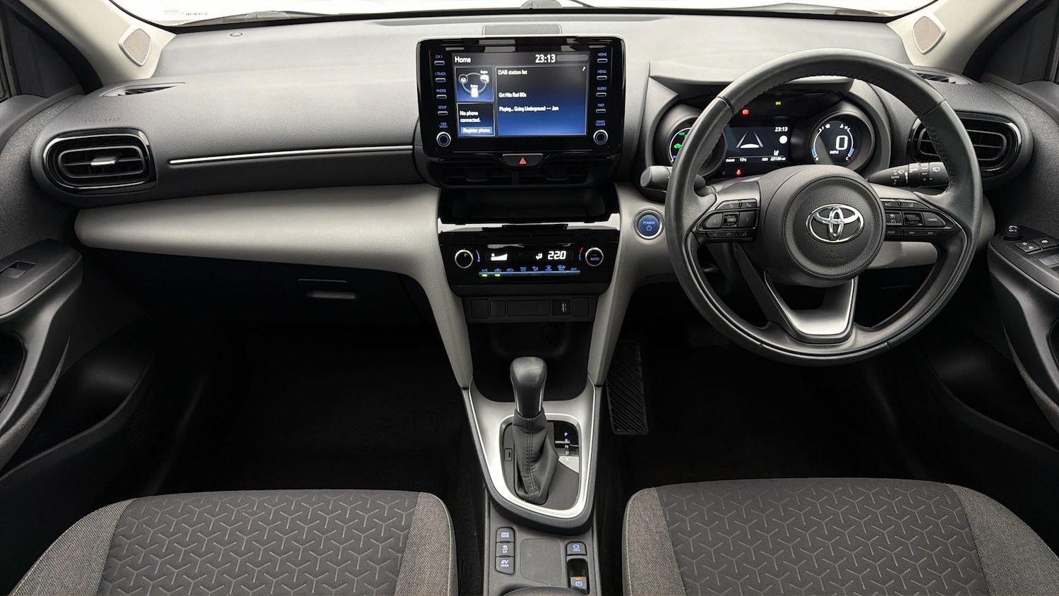 Used Toyota Yaris Cross 2022 for sale - 77953758: Photo 12