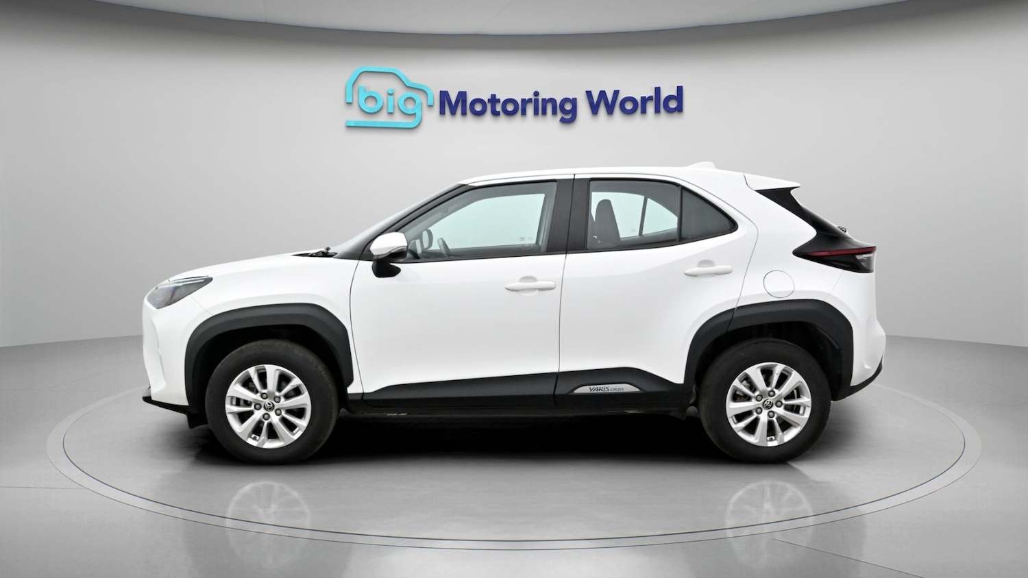 Used Toyota Yaris Cross 2022 for sale - 77953758: Photo 4