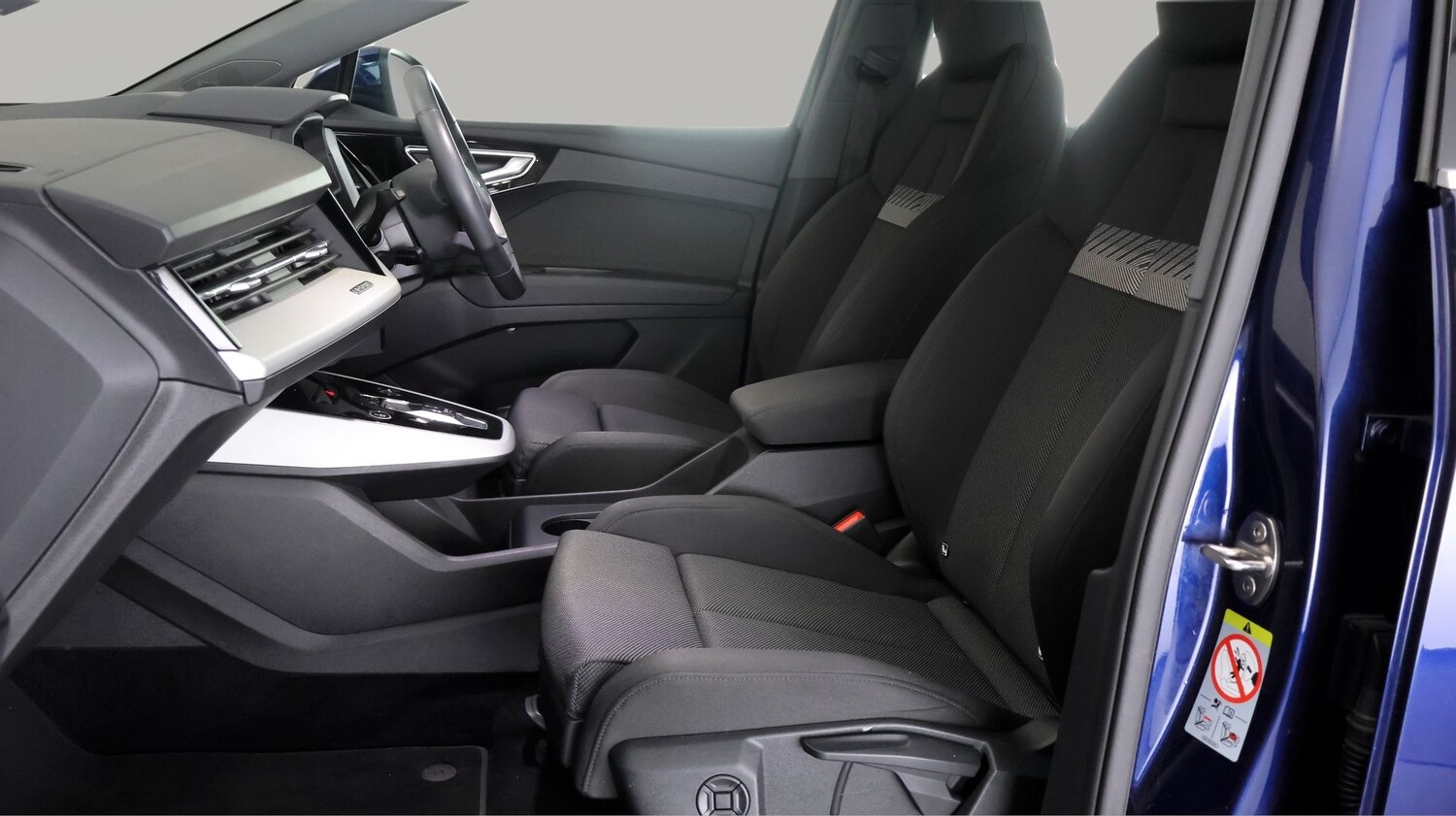 Used Audi Q4 e-tron 2023 for sale - 78040414: Photo 14