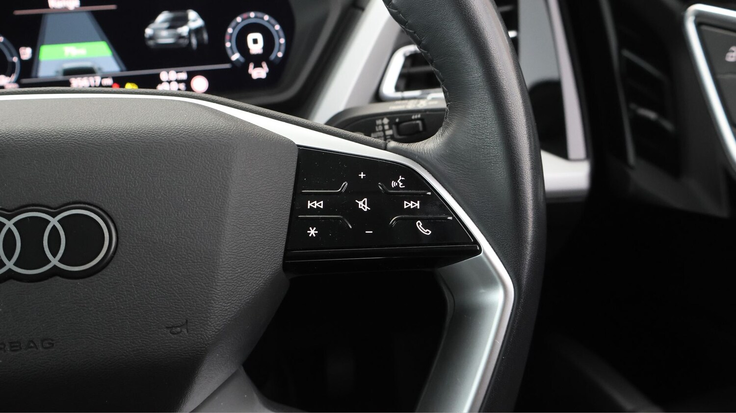 Used Audi Q4 e-tron 2023 for sale - 78040414: Photo 27