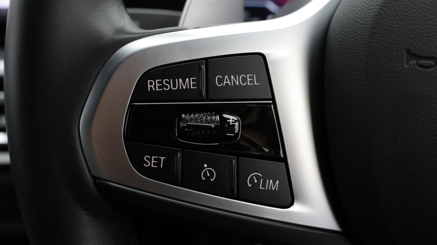 Used BMW 3 Series 2024 for sale - 77946879: Photo 25