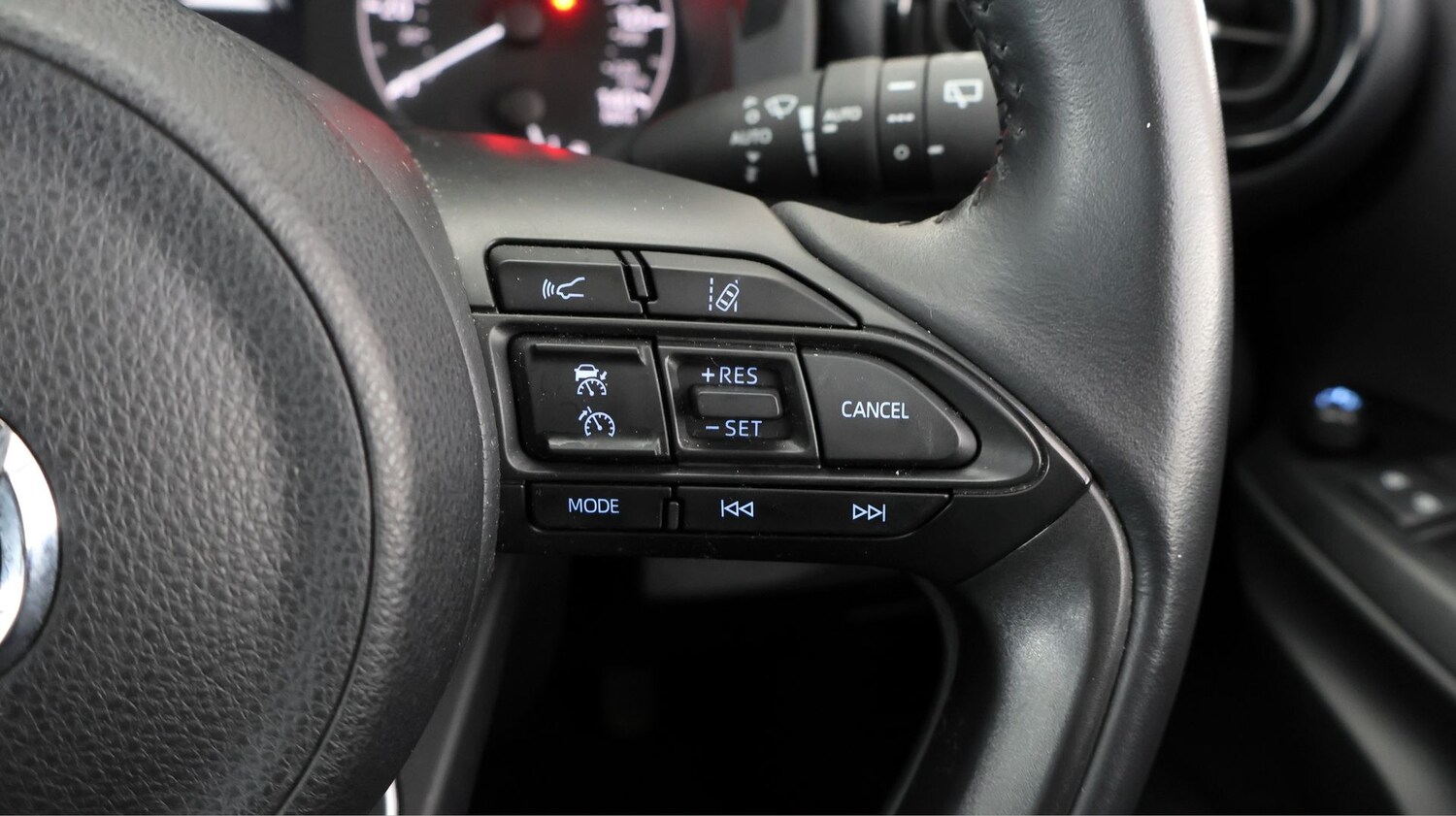 Used Mazda Mazda2 HYBRID 2022 for sale - 77501960: Photo 22