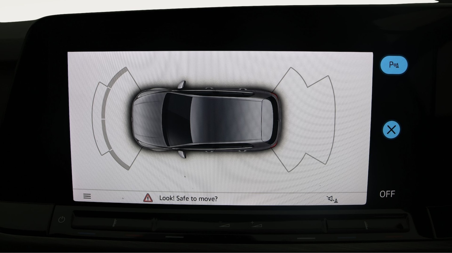 Used Volkswagen Golf 2023 for sale - 77449013: Photo 24