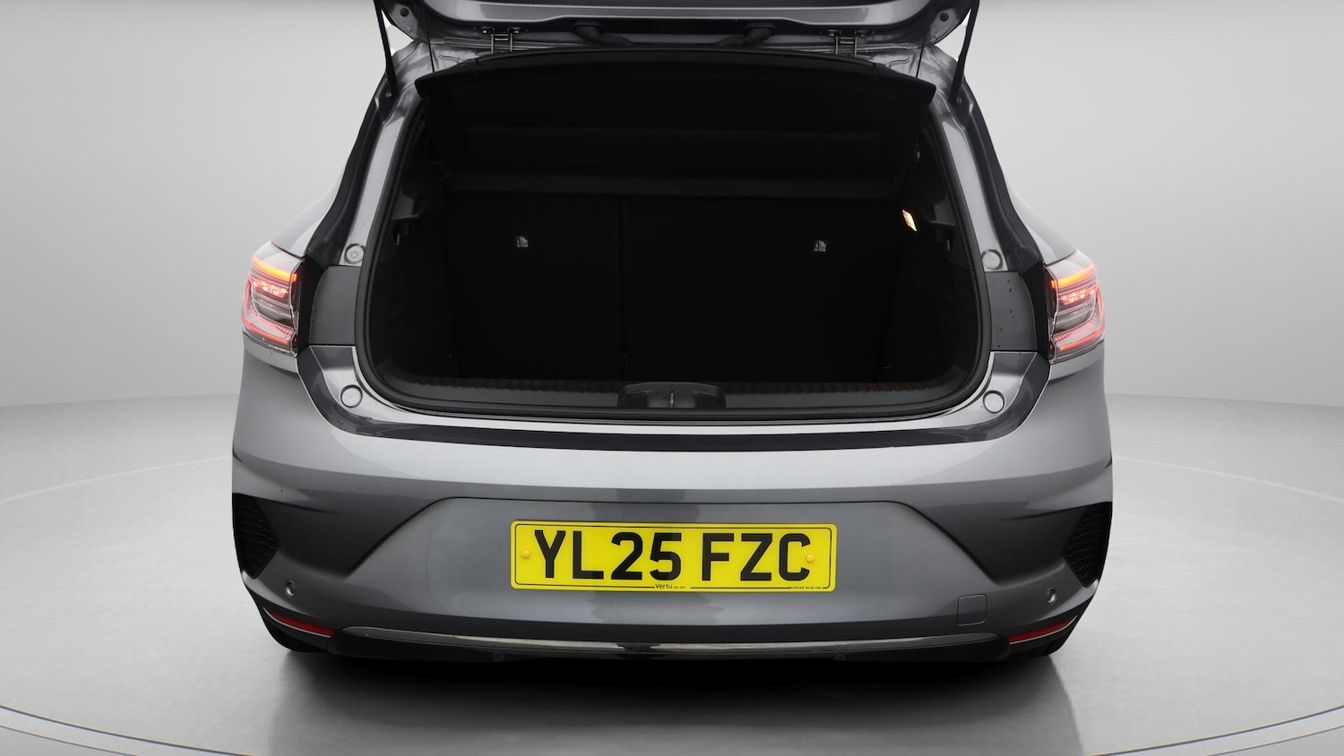 Used Renault Clio 2025 for sale - 76646266: Photo 18