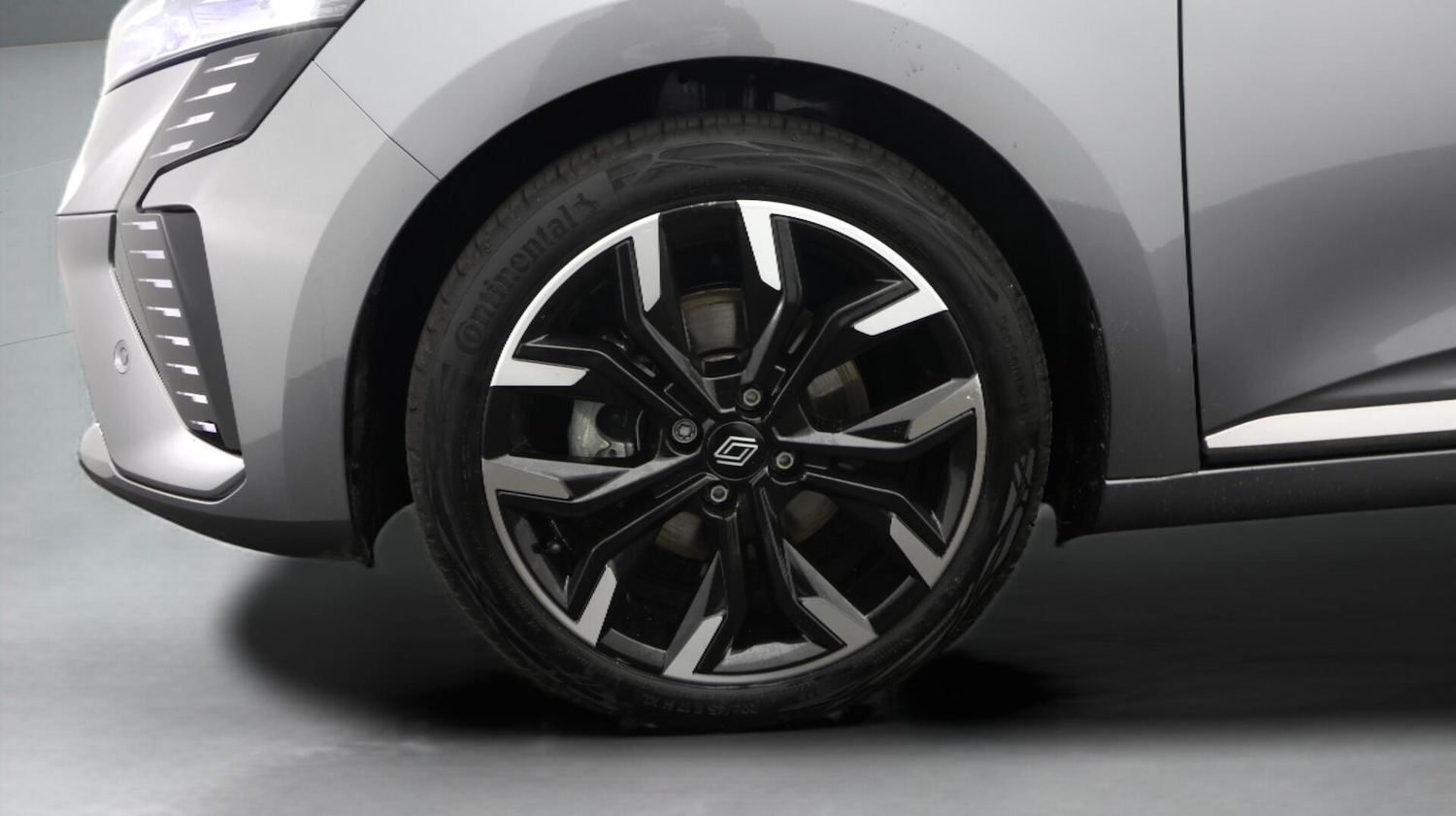 Used Renault Clio 2025 for sale - 76646266: Photo 19