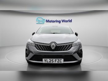 Used Renault Clio 2025 for sale - 76646266: Photo