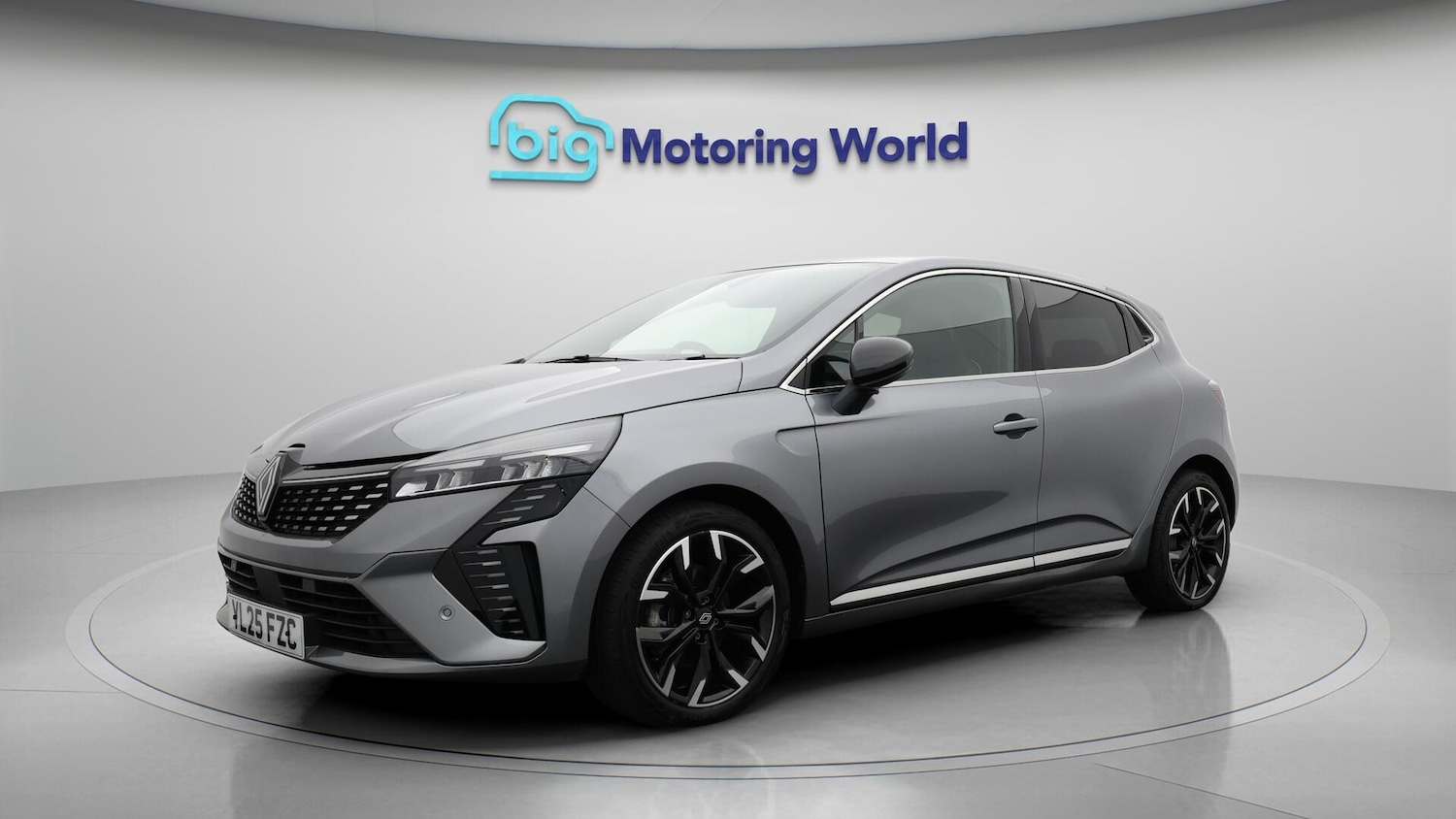 Used Renault Clio 2025 for sale - 76646266: Photo 4