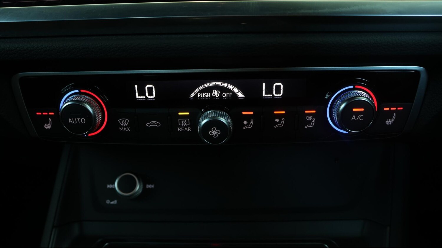 Used Audi Q3 2022 for sale - 76743131: Photo 13