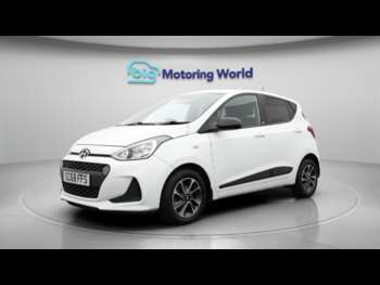 Used Hyundai i10 2019 for sale - 75200058: Photo