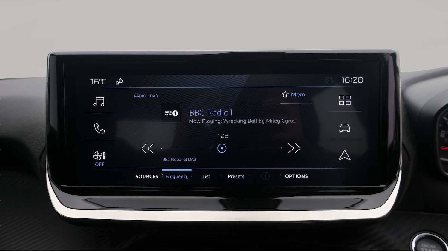 Used Peugeot 2008 2023 for sale - 77378327: Photo 11