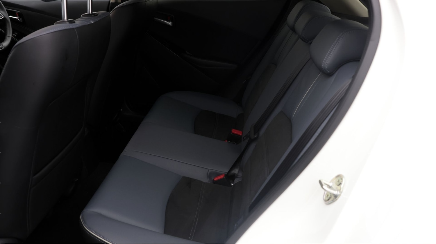 Used Mazda Mazda2 2023 for sale - 77968954: Photo 16