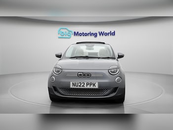 Used Fiat 500e C 2022 for sale - 75319802: Photo