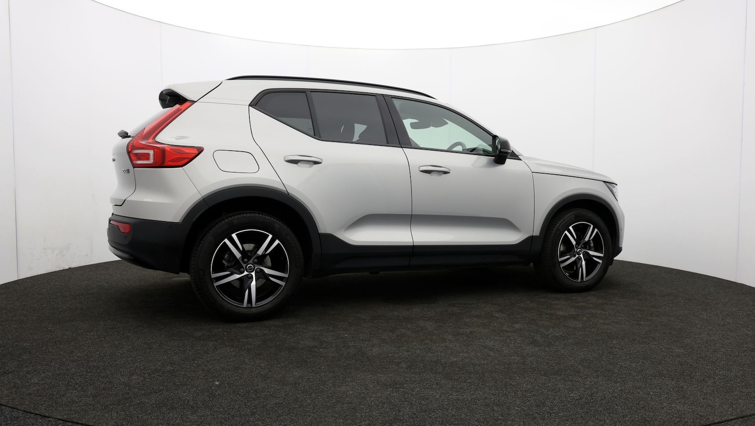 Used Volvo XC40 2023 for sale - 76810266: Photo 32
