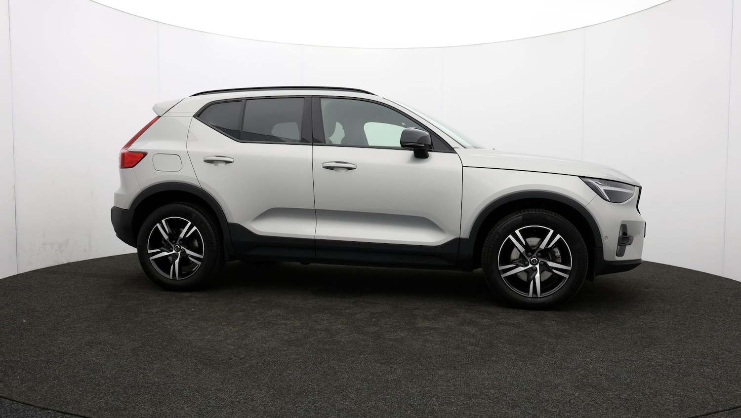Used Volvo XC40 2023 for sale - 76810266: Photo 37
