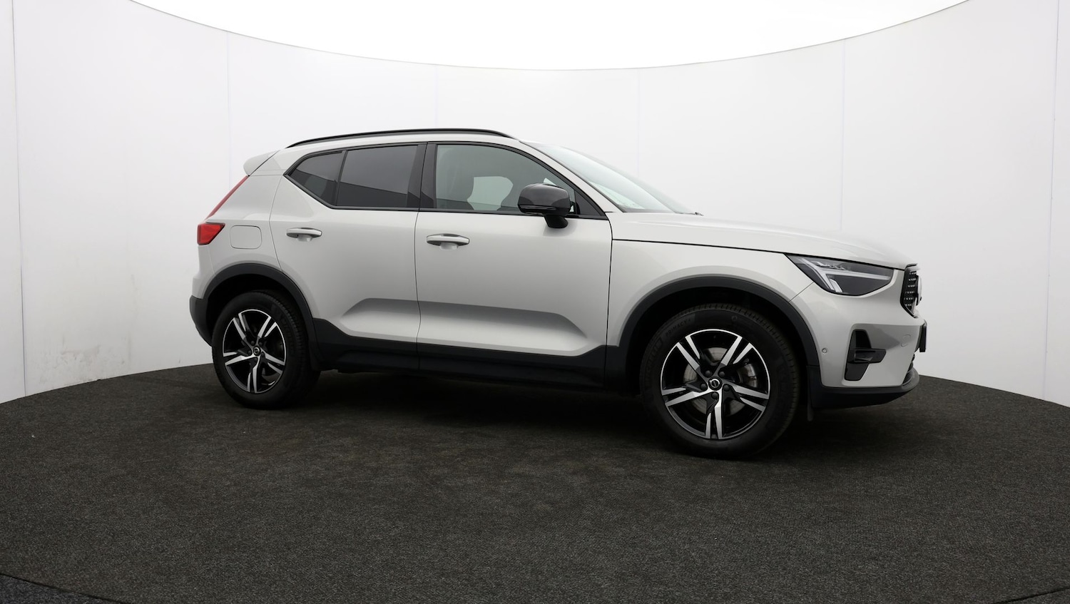 Used Volvo XC40 2023 for sale - 76810266: Photo 40
