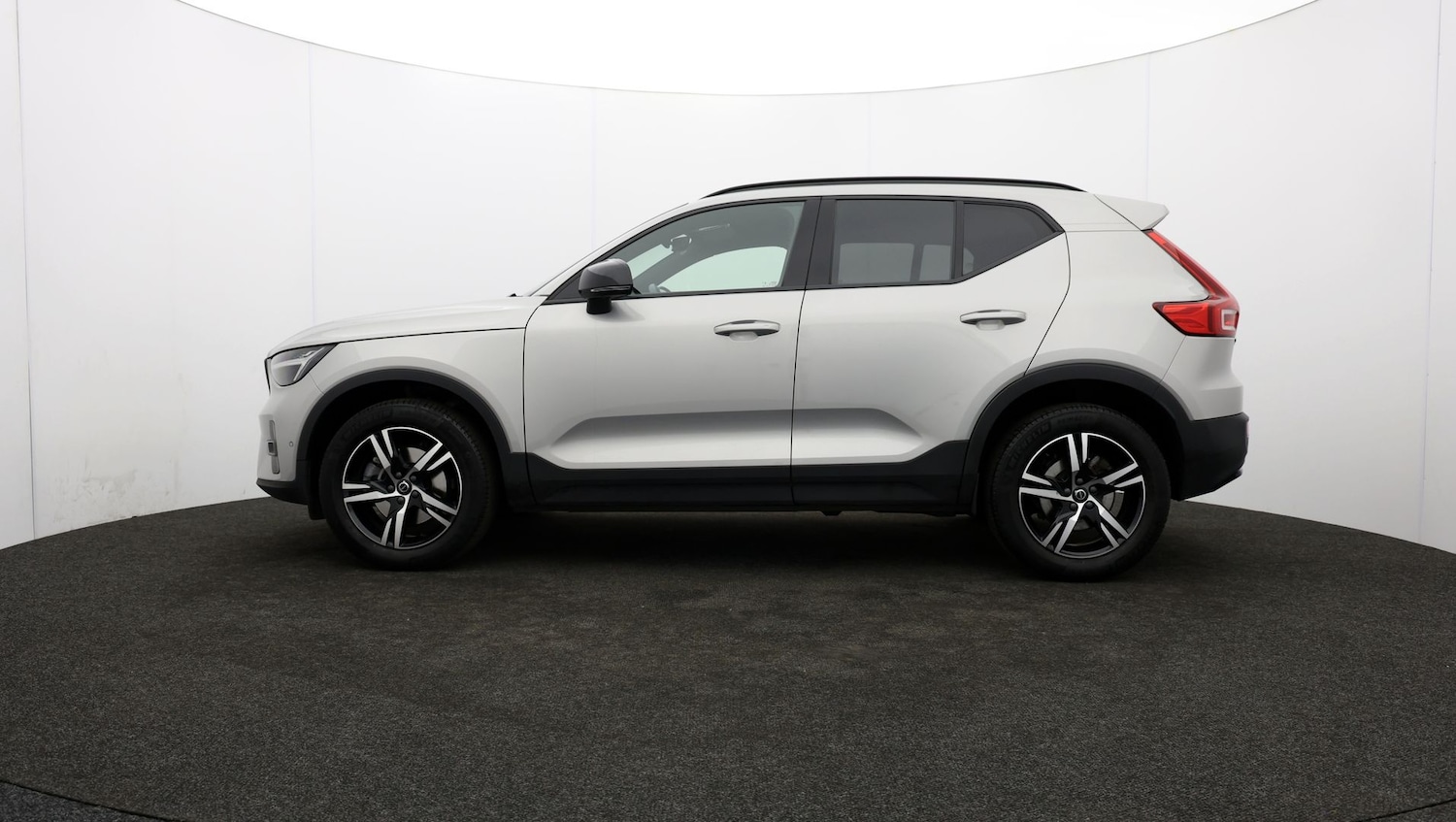 Used Volvo XC40 2023 for sale - 76810266: Photo 65