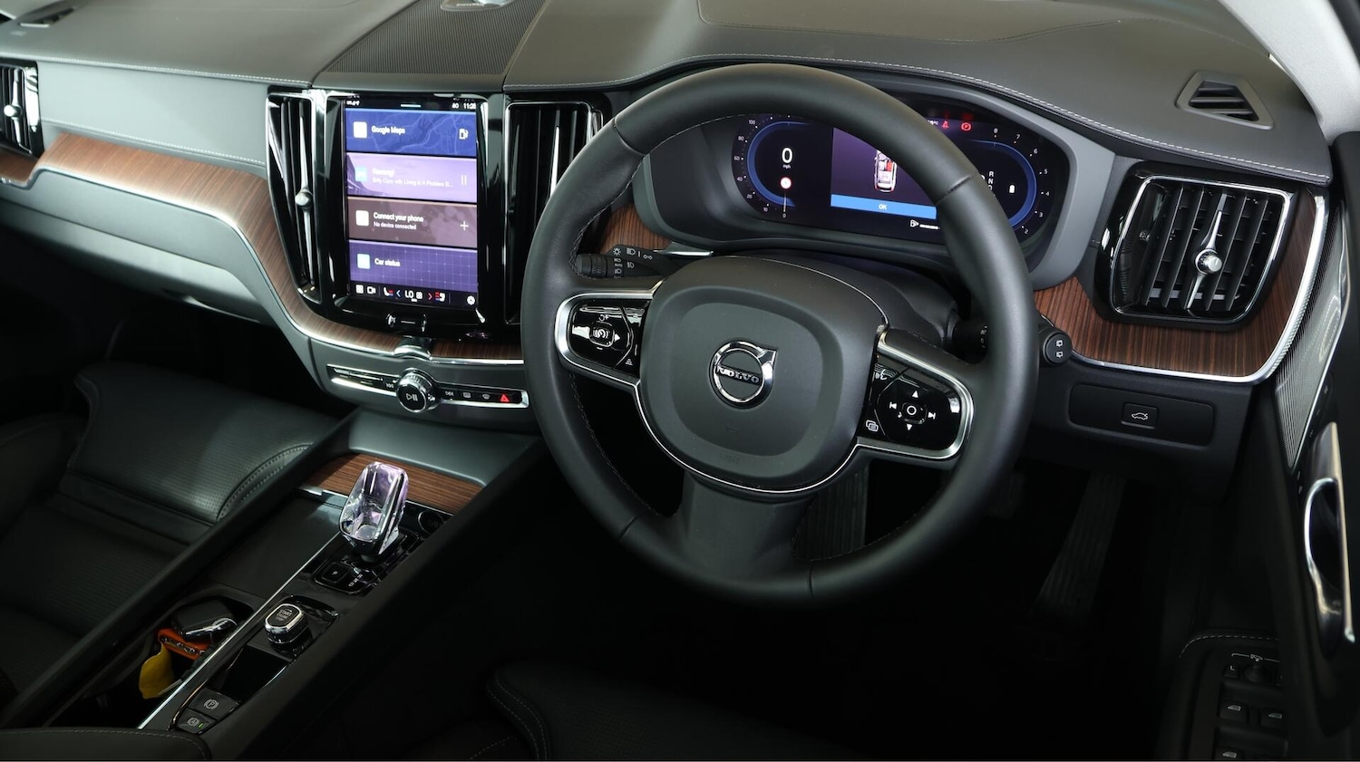 Used Volvo XC60 2023 for sale - 76002125: Photo 10