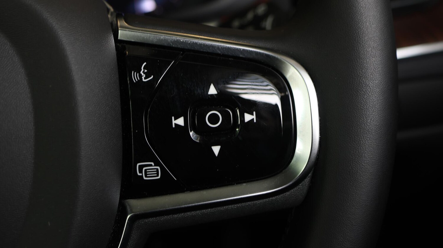 Used Volvo XC60 2023 for sale - 76002125: Photo 26