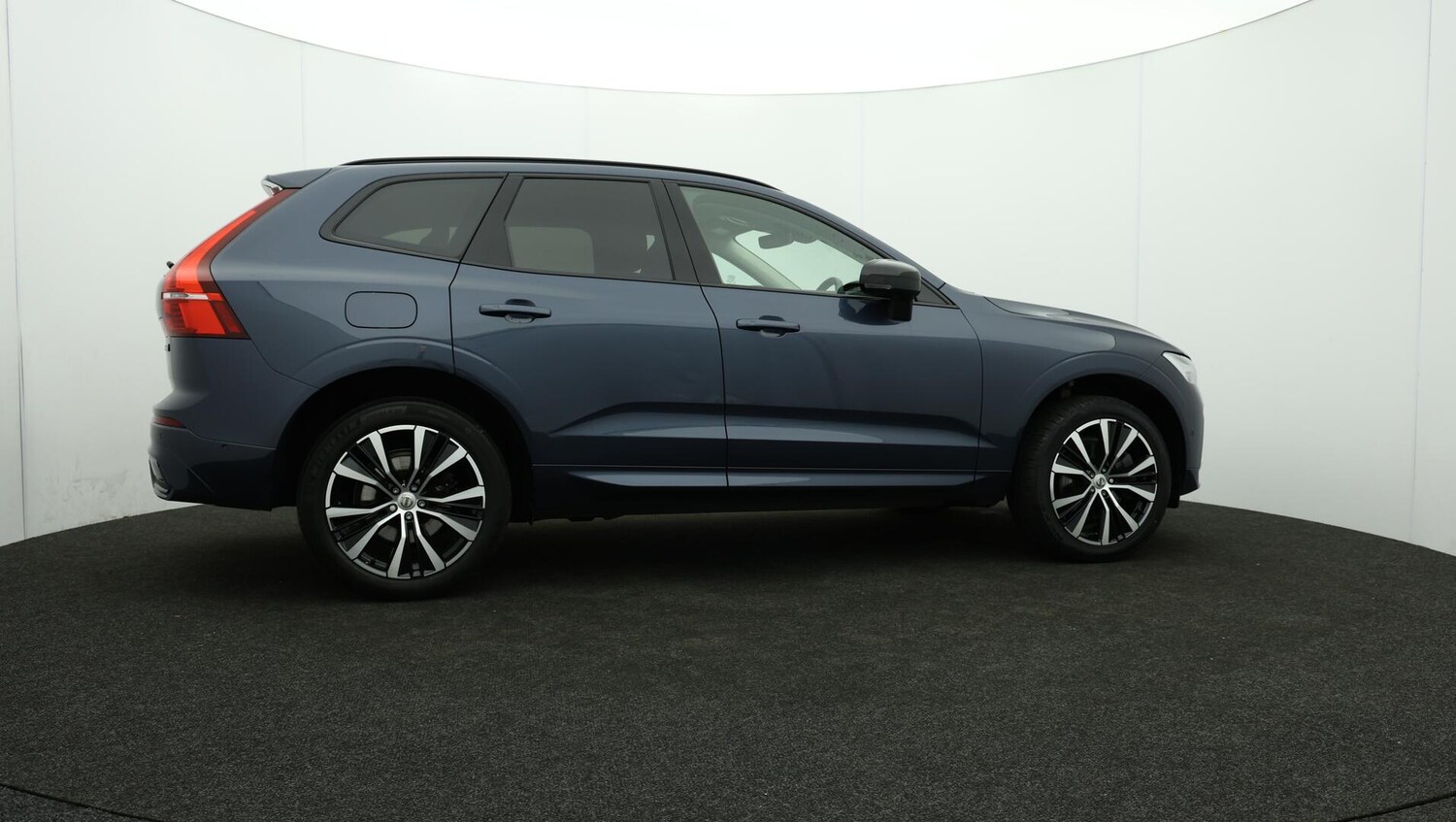 Used Volvo XC60 2023 for sale - 76002125: Photo 41