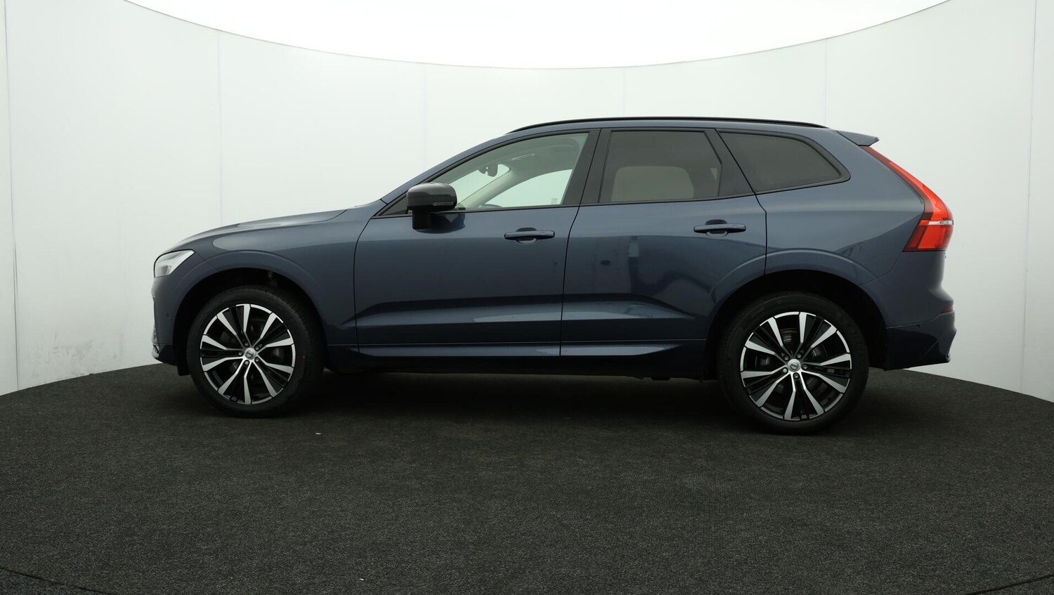 Used Volvo XC60 2023 for sale - 76002125: Photo 74