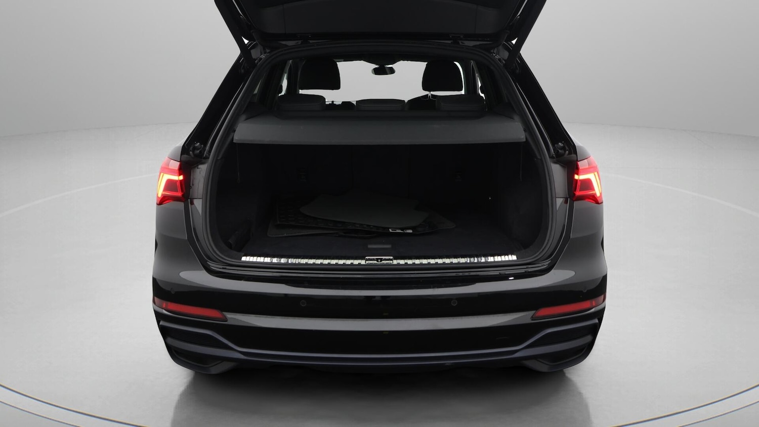 Used Audi Q3 2020 for sale - 76607408: Photo 18