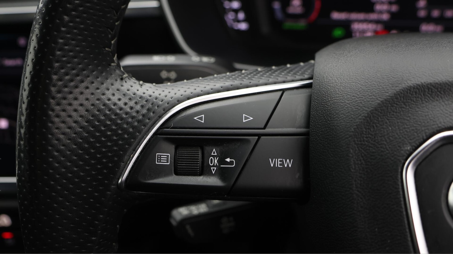 Used Audi Q3 2020 for sale - 76607408: Photo 25