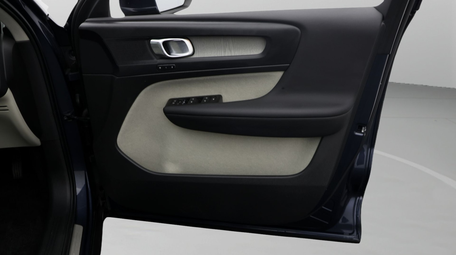 Used Volvo XC40 2020 for sale - 77327581: Photo 15