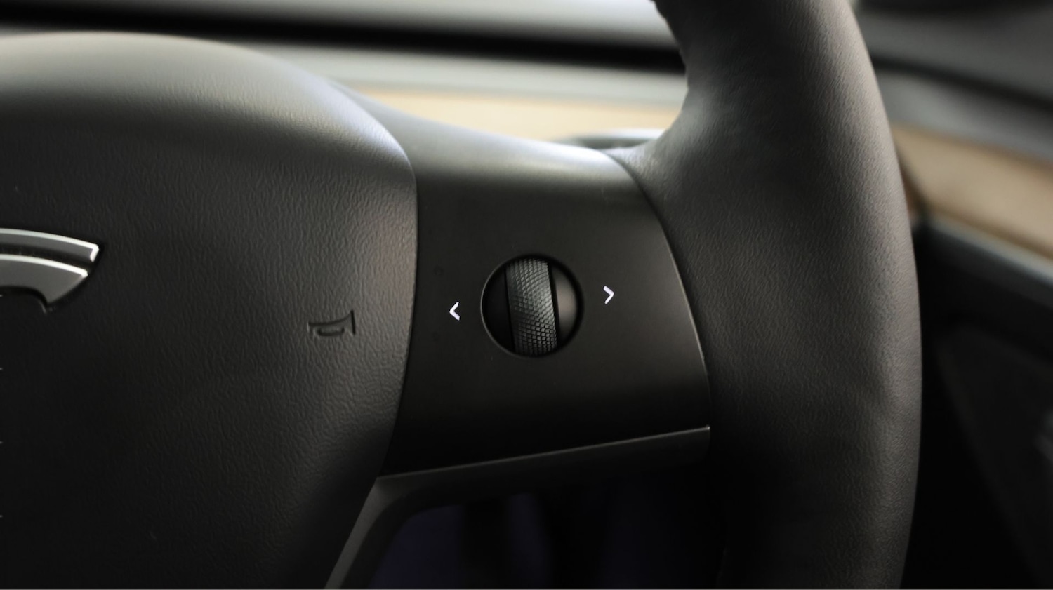 Used Tesla Model 3 2023 for sale - 77829613: Photo 24