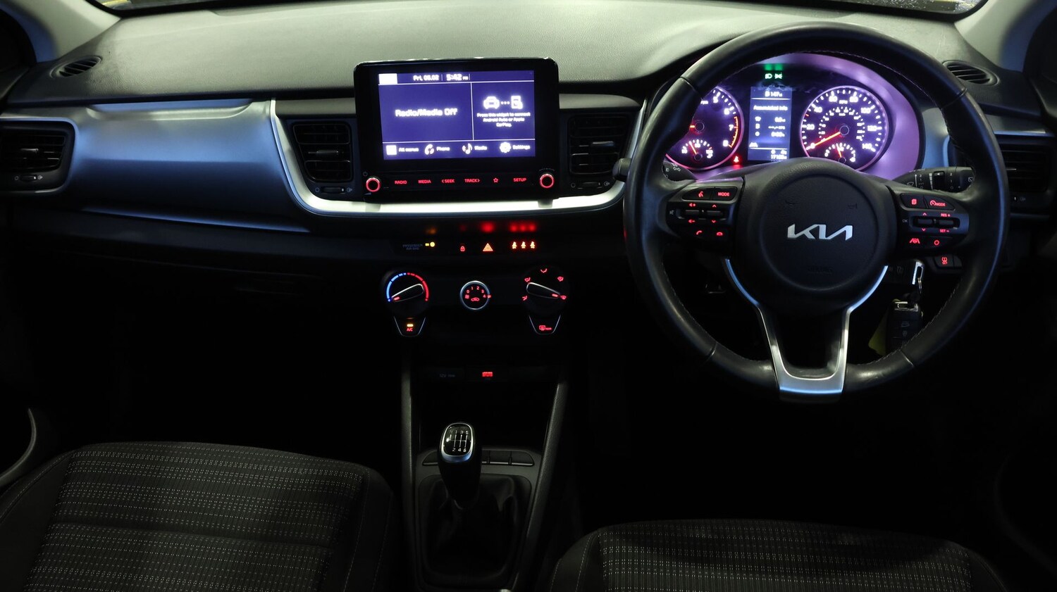 Used Kia Stonic 2023 for sale - 77467870: Photo 13