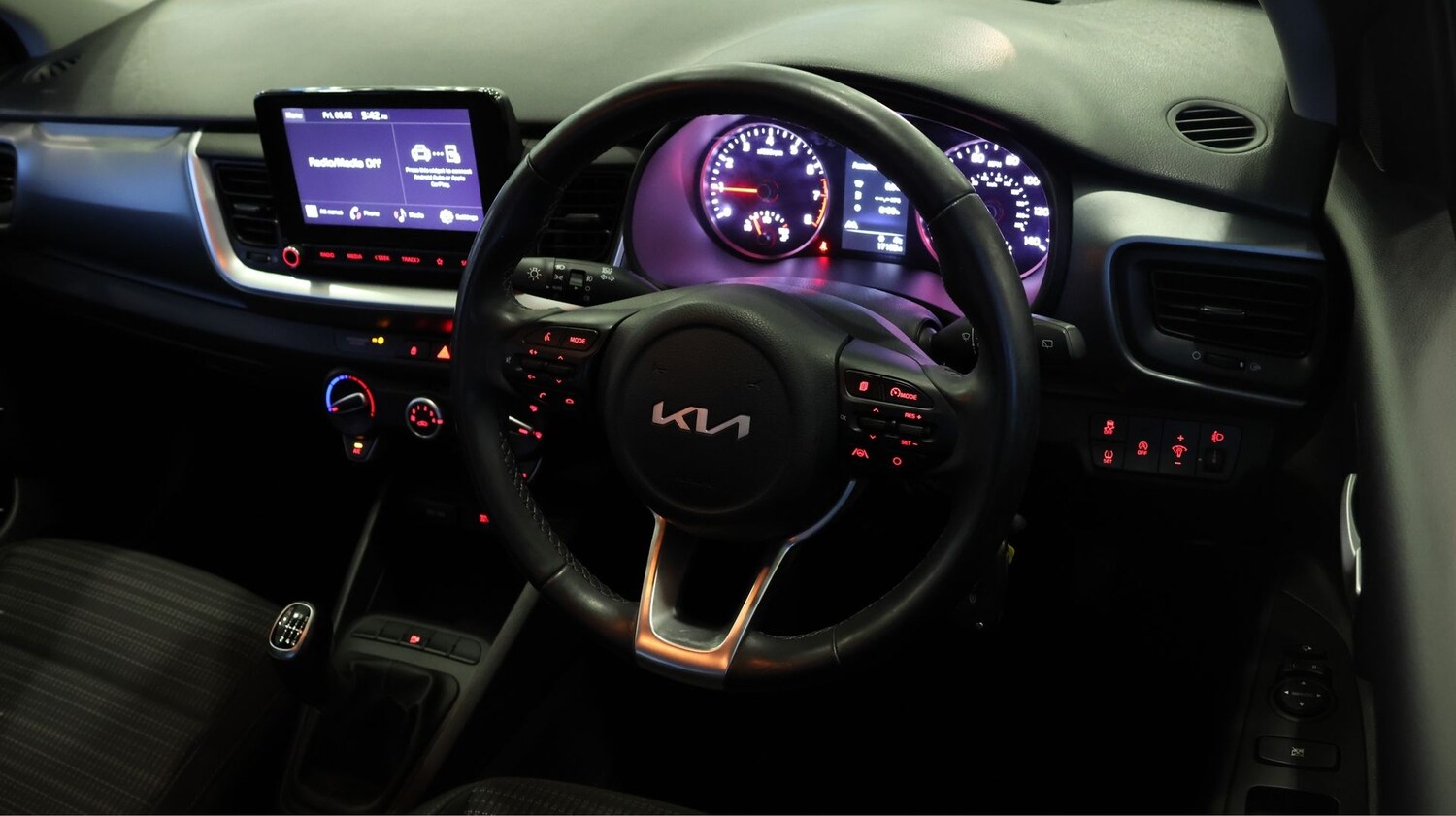 Used Kia Stonic 2023 for sale - 77467870: Photo 9