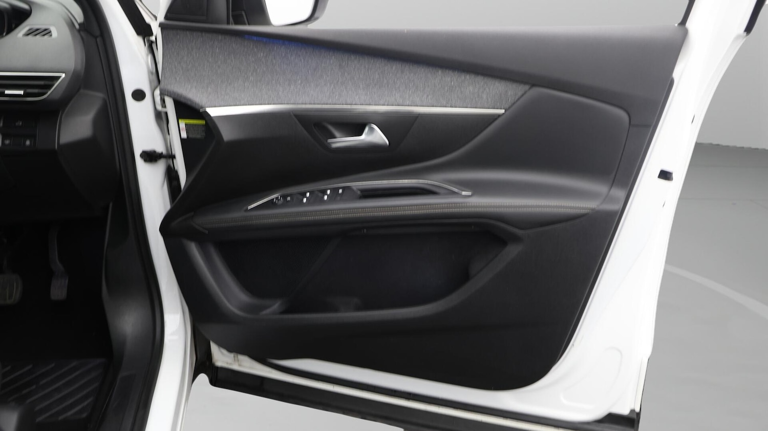 Used Peugeot 5008 2020 for sale - 76771931: Photo 16