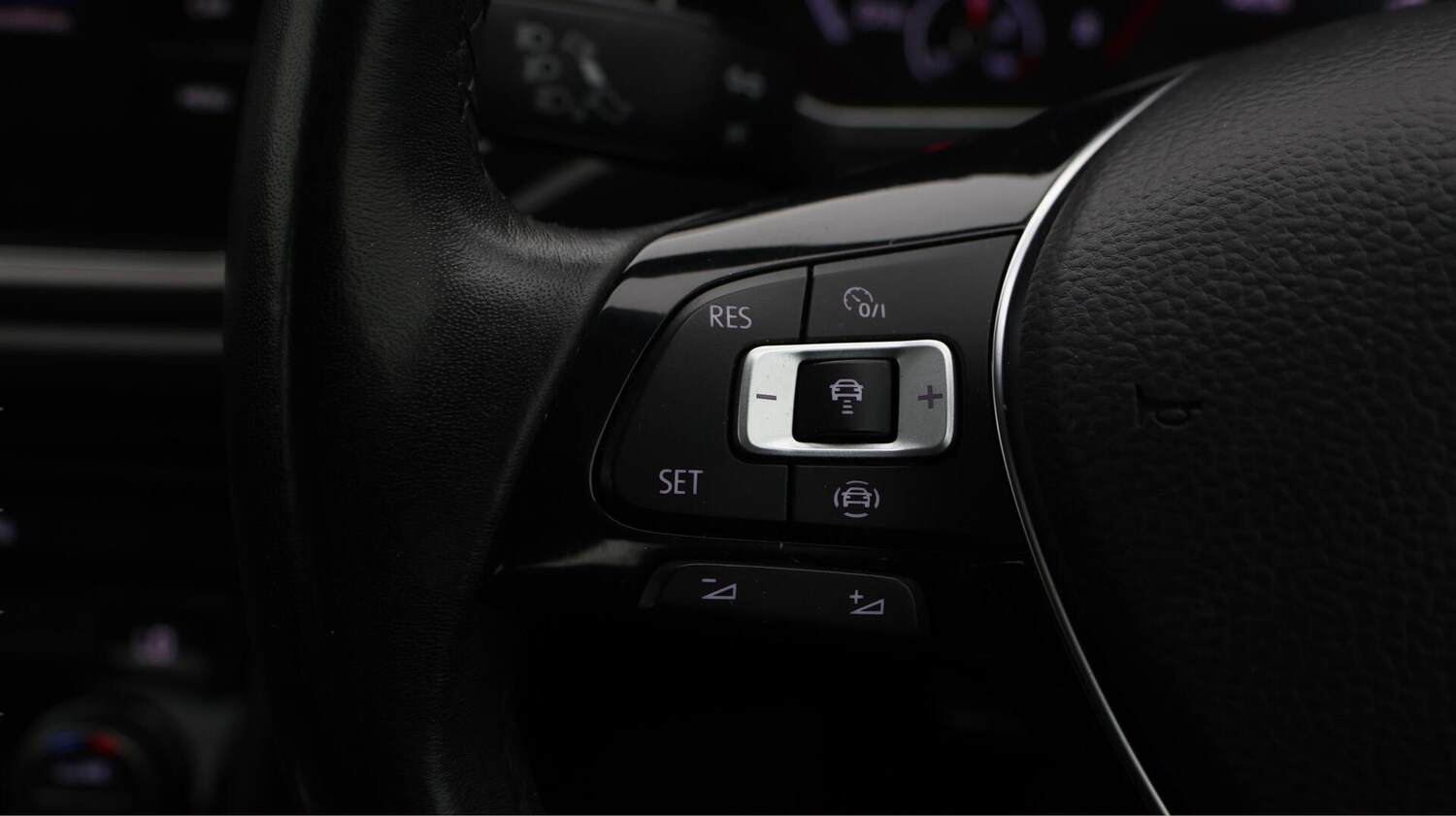 Used Volkswagen T-Roc 2019 for sale - 76561896: Photo 22