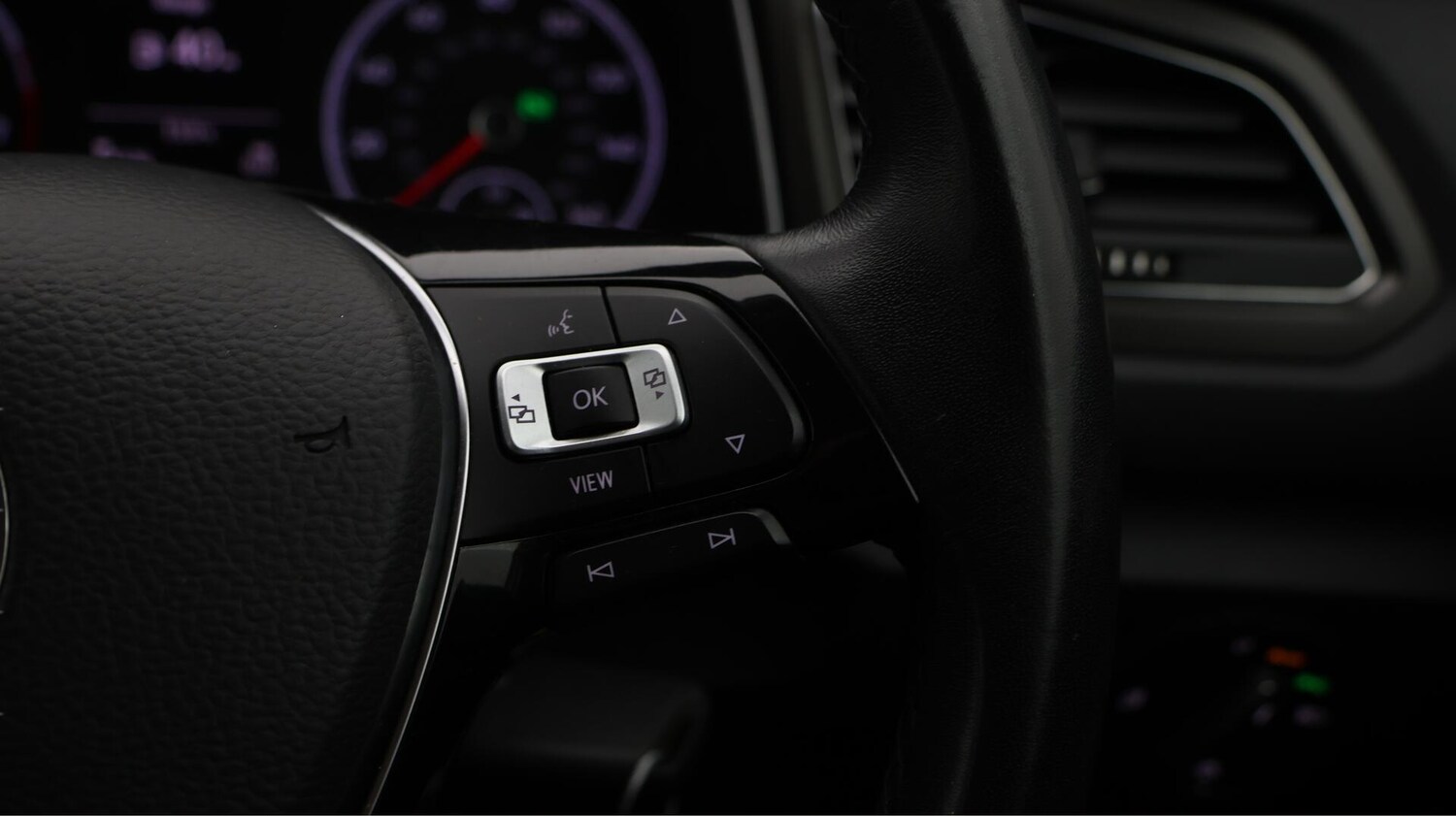 Used Volkswagen T-Roc 2019 for sale - 76561896: Photo 23