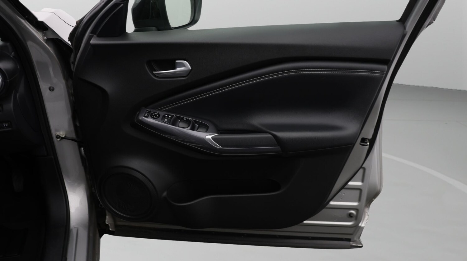 Used Nissan Juke 2023 for sale - 77938635: Photo 15