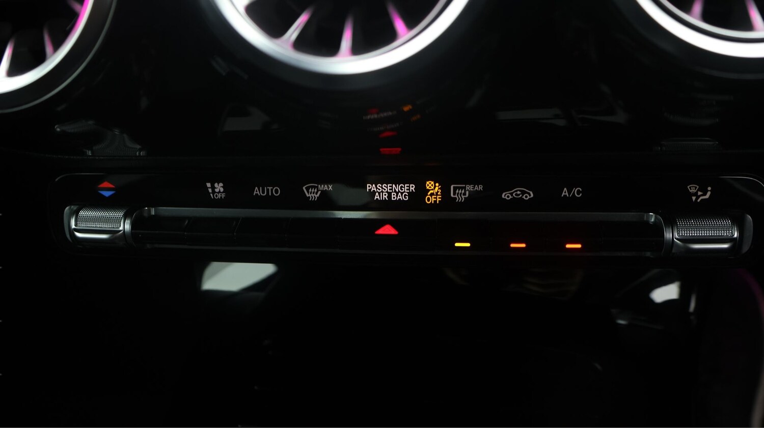 Used Mercedes-Benz CLA for sale - 77218053: Photo 12