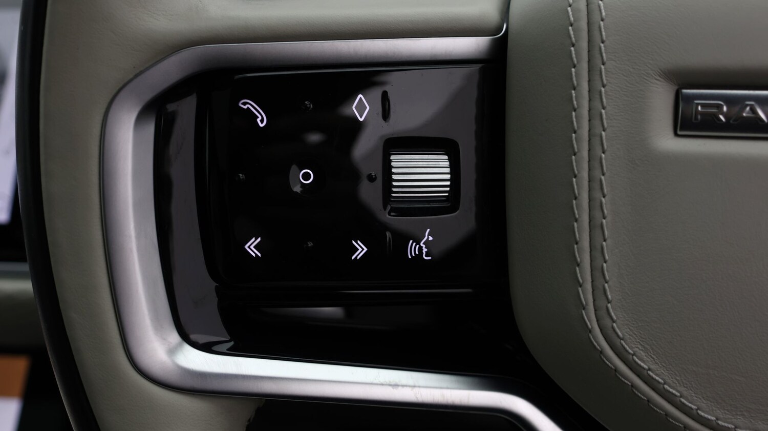 Used Land Rover Range Rover Velar 2021 for sale - 77403986: Photo 23