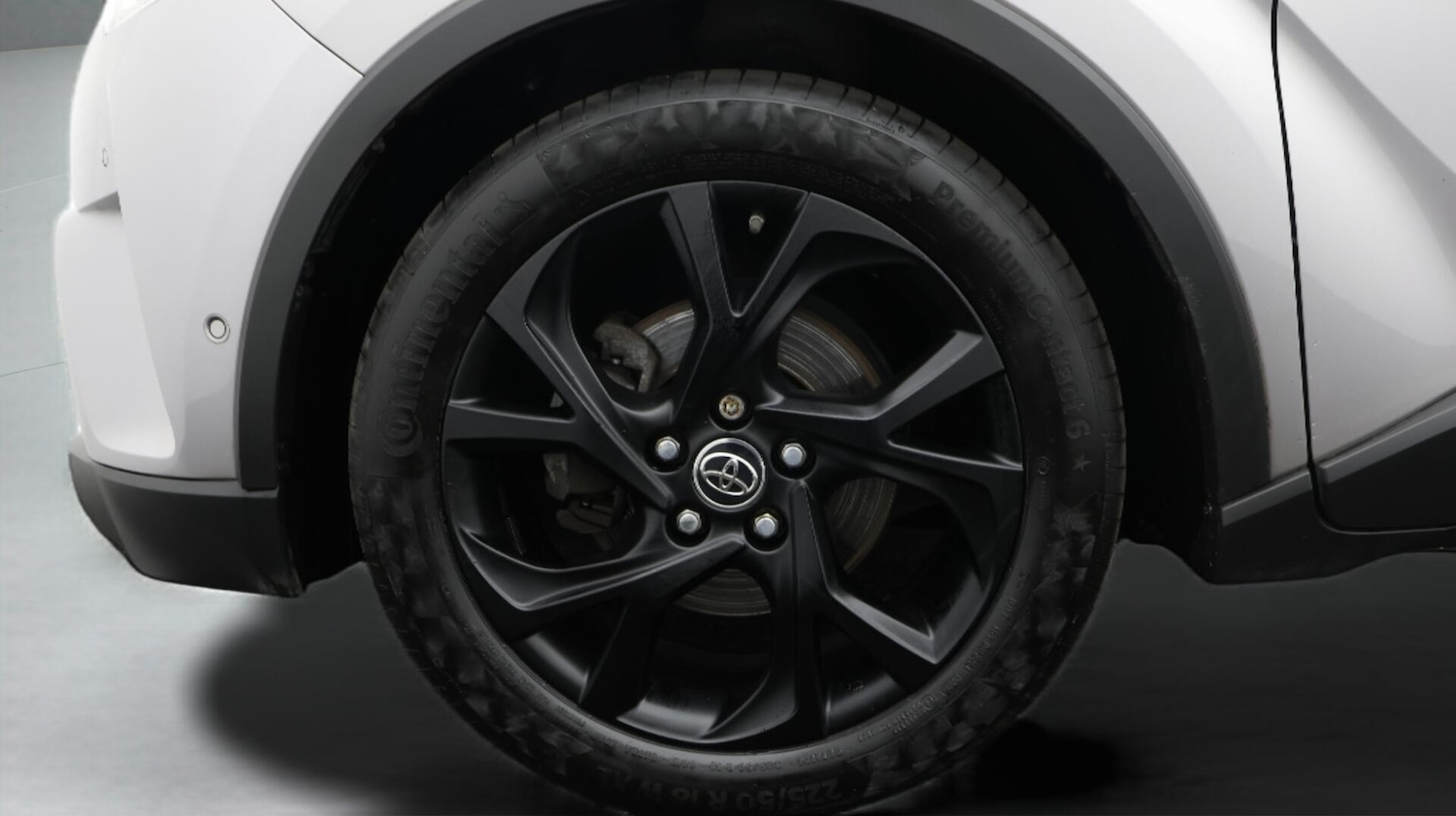 Used Toyota C-HR 2019 for sale - 76370447: Photo 19