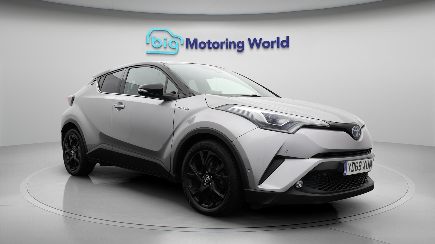 Used Toyota C-HR 2019 for sale - 76370447: Photo 2