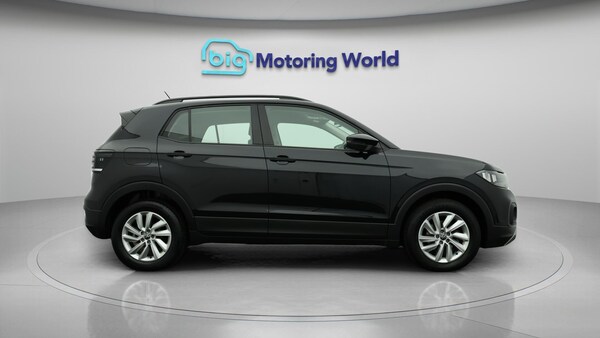 Used Volkswagen T-Cross 2022 for sale - 76326910: Photo 9