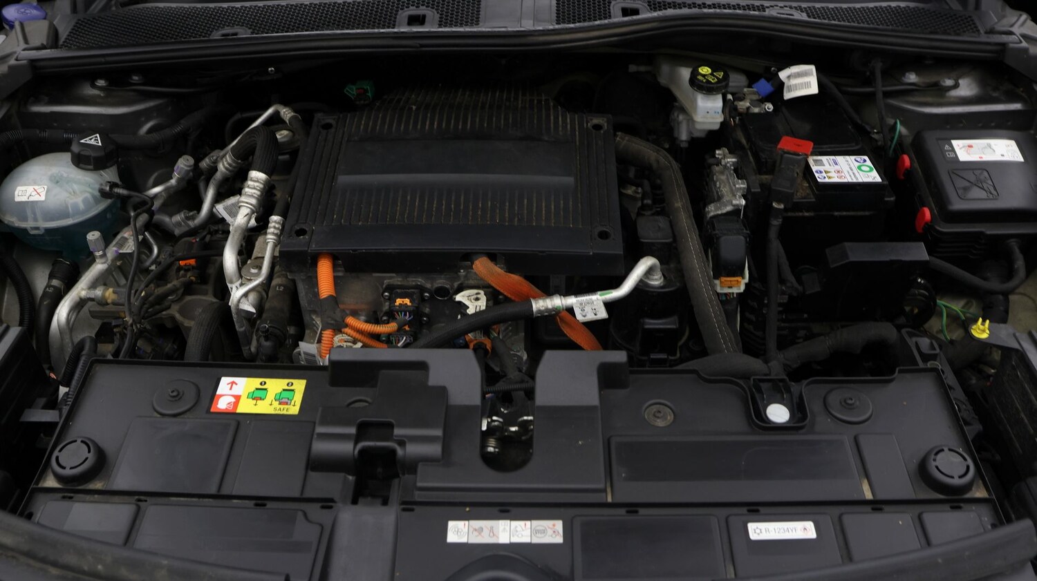 Used Citroen e-C4 for sale - 77181979: Photo 19