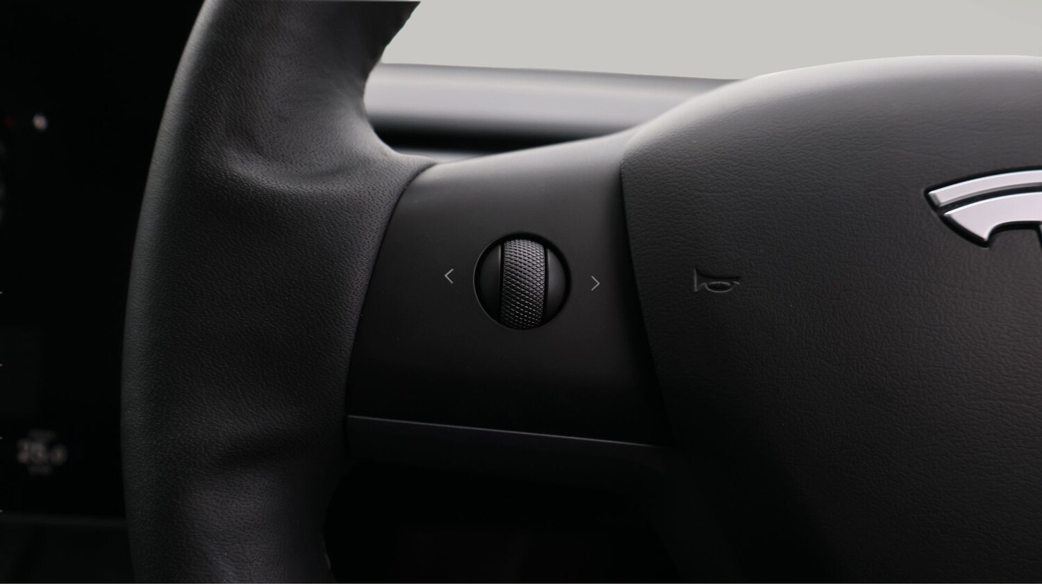 Used Tesla Model Y 2022 for sale - 77675499: Photo 23